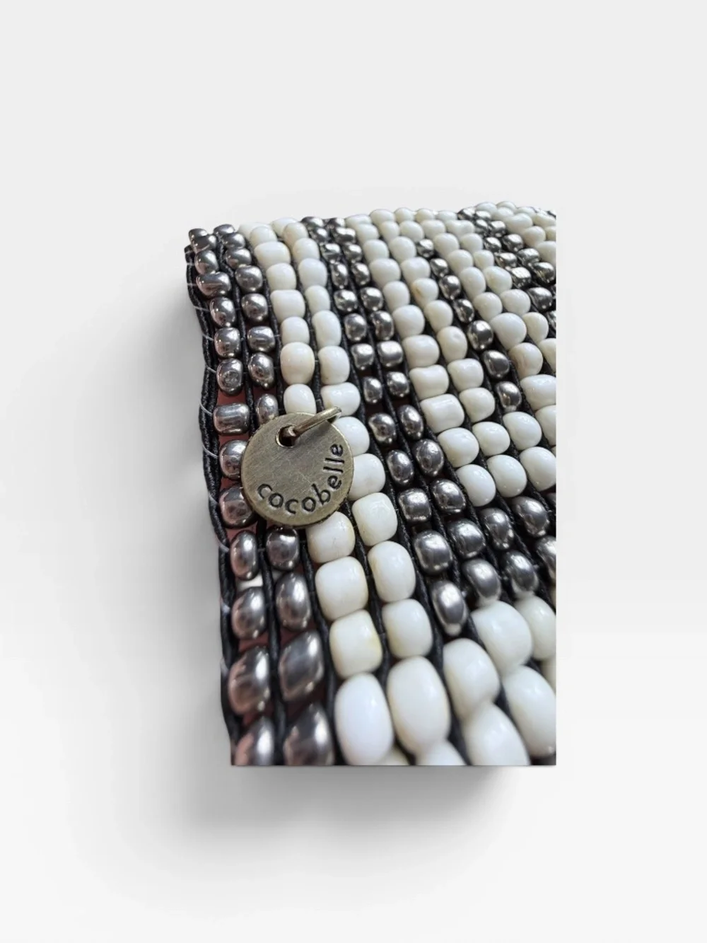 Anthropologie Cocobelle Stretch Glass‎ Bead Belt Ivory & Gunmetal 28